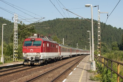 Zobrazi� cel� fotku