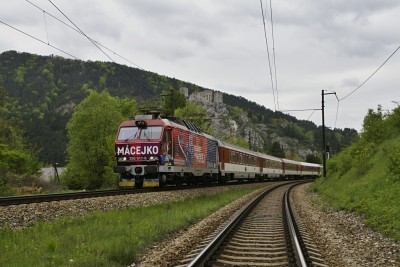 Zobrazi� cel� fotku